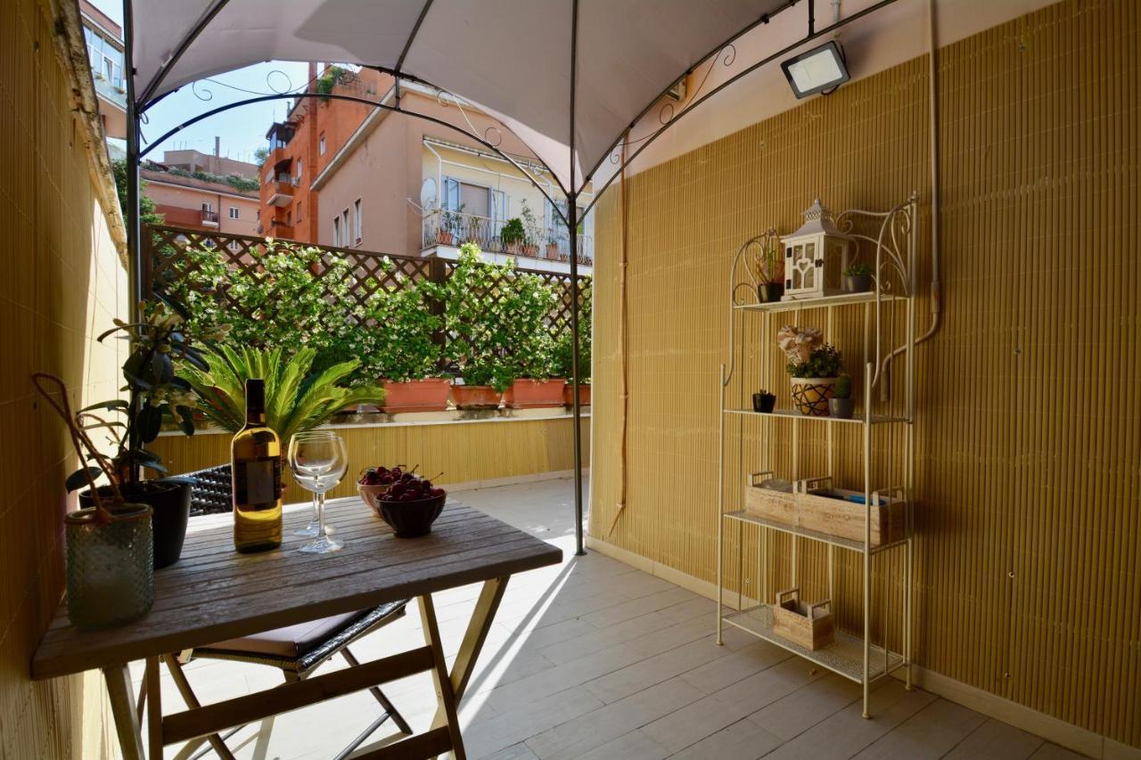 Penthouse Apartment With Terrace Close To Vatican โรม ภายนอก รูปภาพ