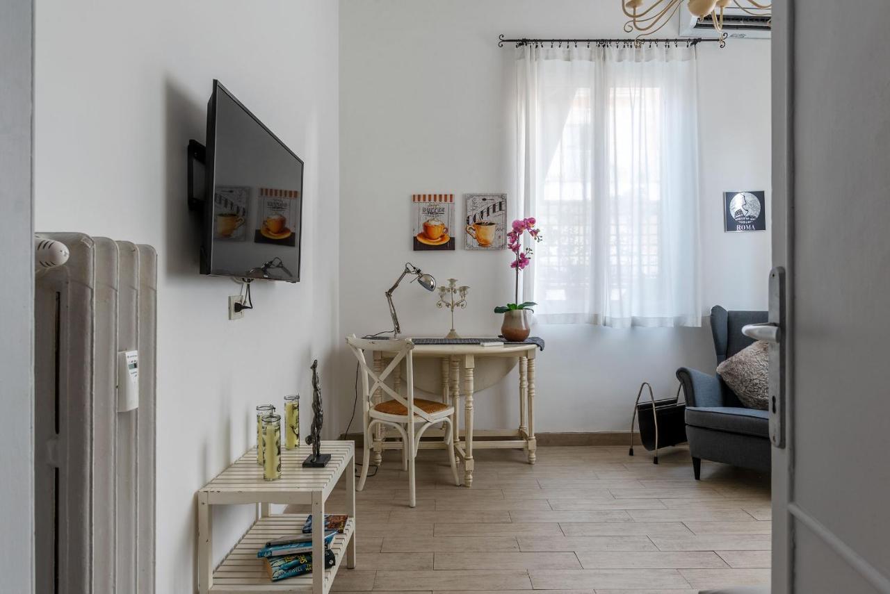 Penthouse Apartment With Terrace Close To Vatican โรม ภายนอก รูปภาพ
